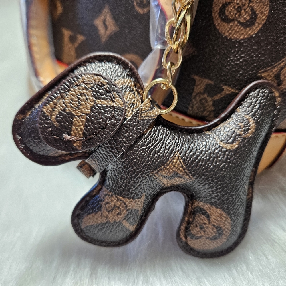 NWOT Majure Designer Black and Tan Women's Handbag With Dog Hangtag And Dustbag - Picture 8 of 11